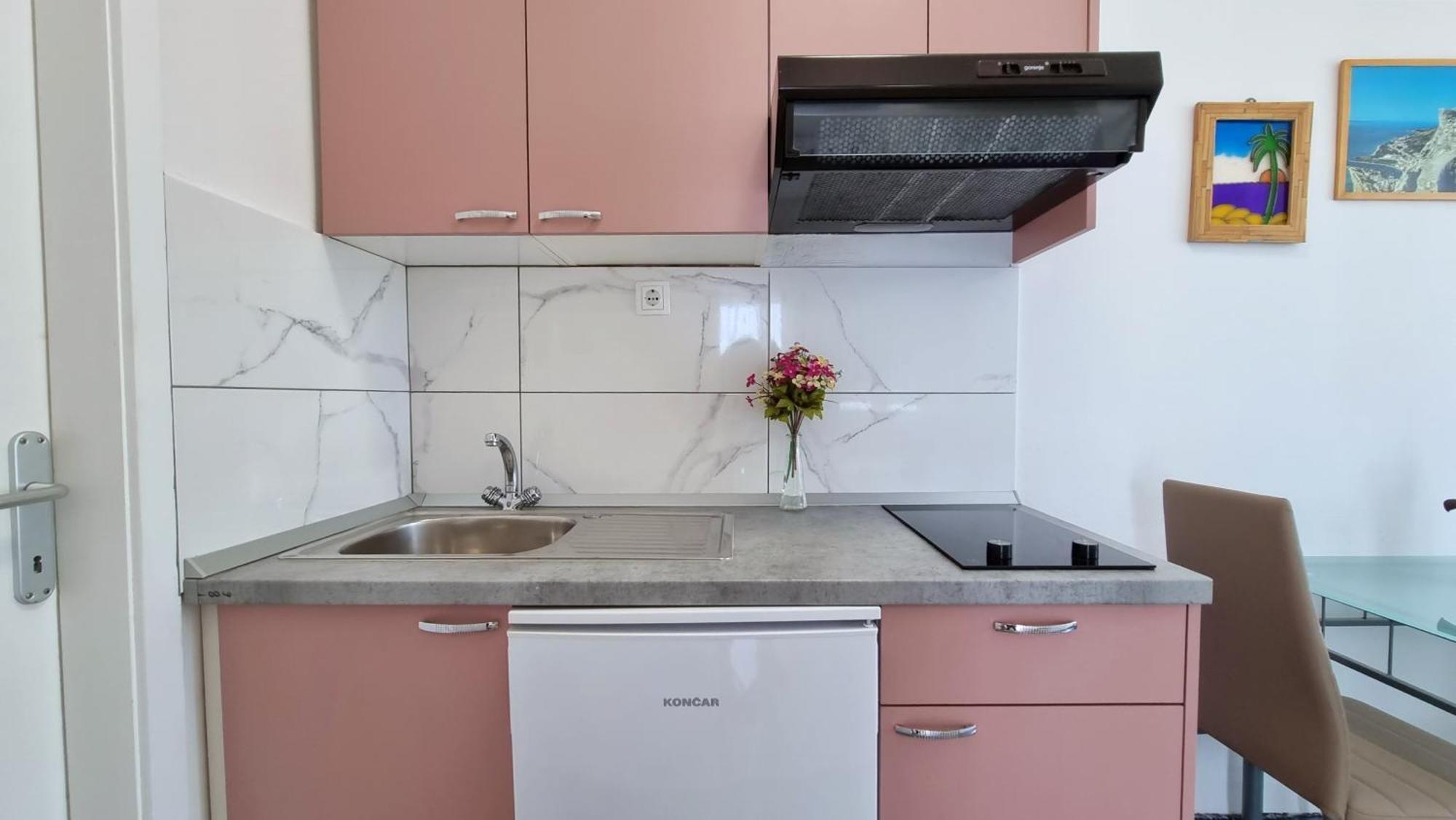 Apartments Neda Omis Ngoại thất bức ảnh