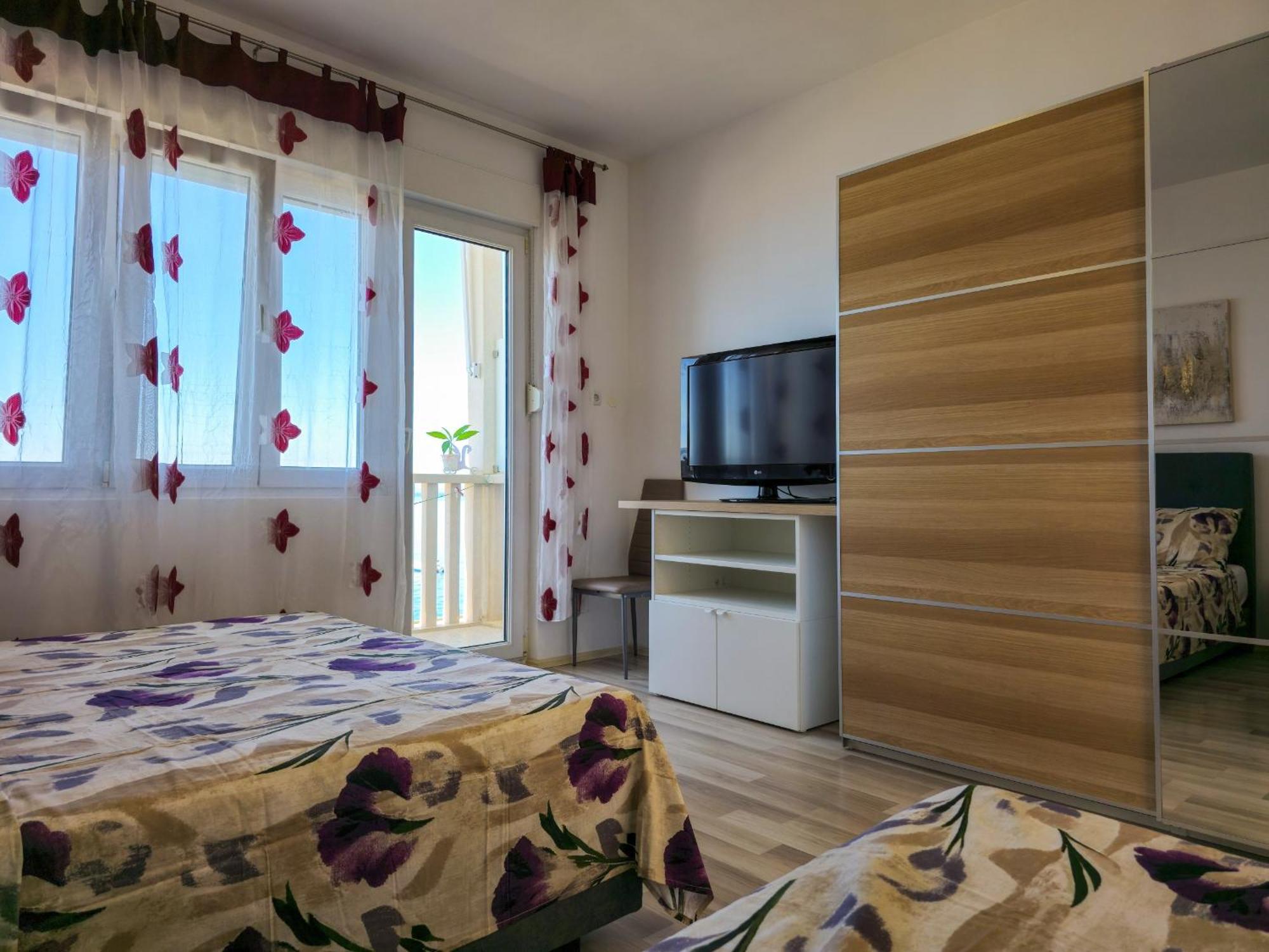 Apartments Neda Omis Phòng bức ảnh