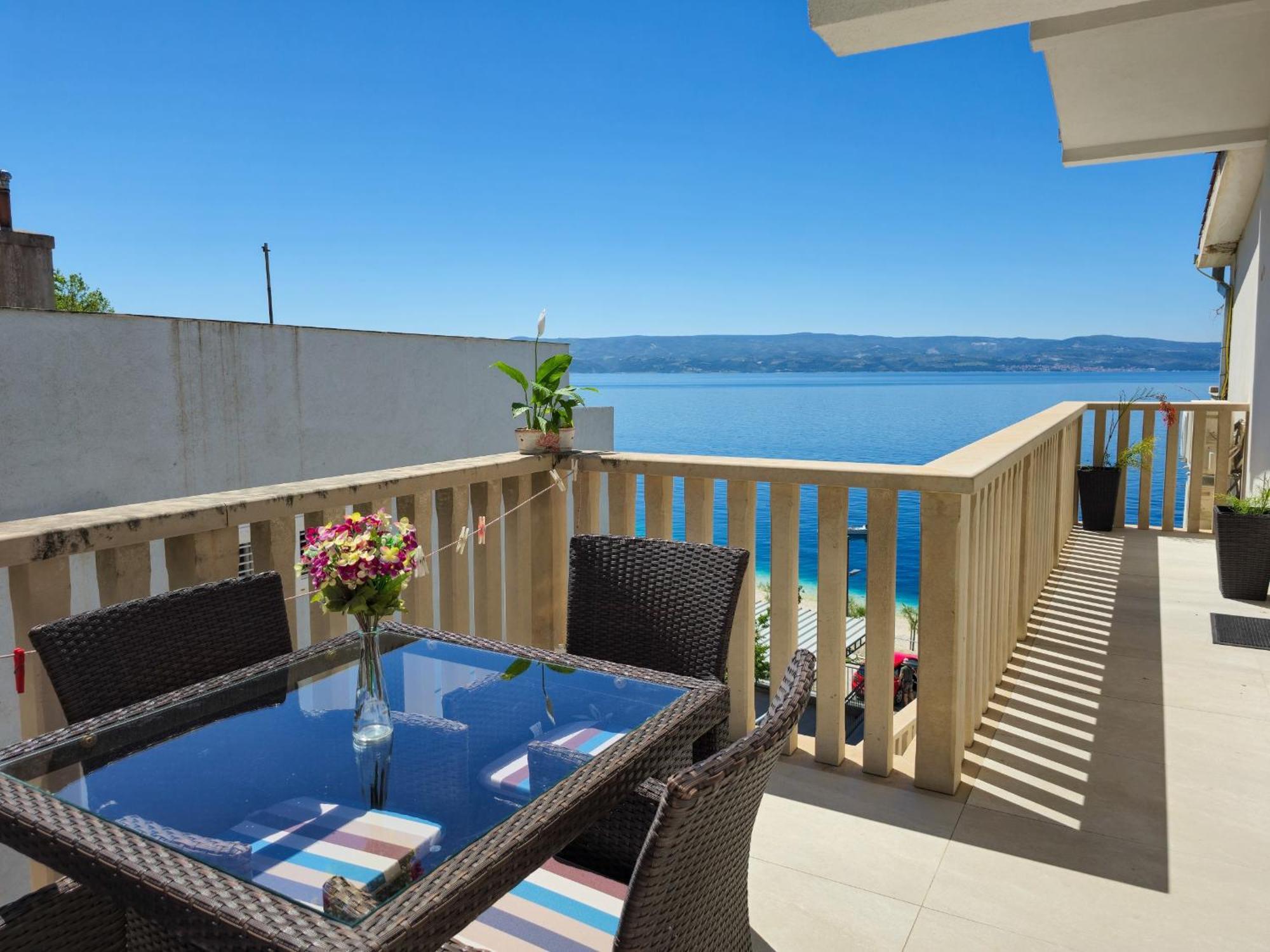Apartments Neda Omis Ngoại thất bức ảnh